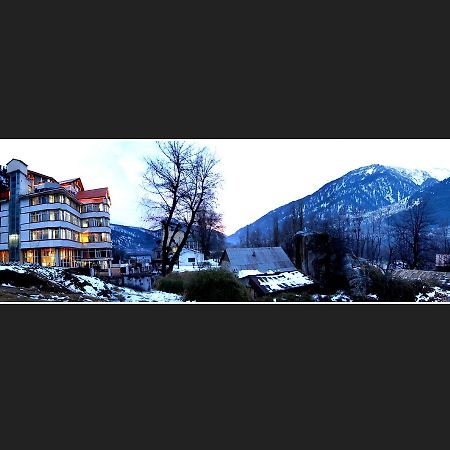 Hotel Out Town Manali  Bagian luar foto