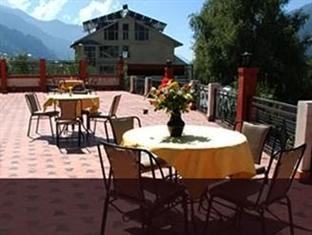 Hotel Out Town Manali  Bagian luar foto